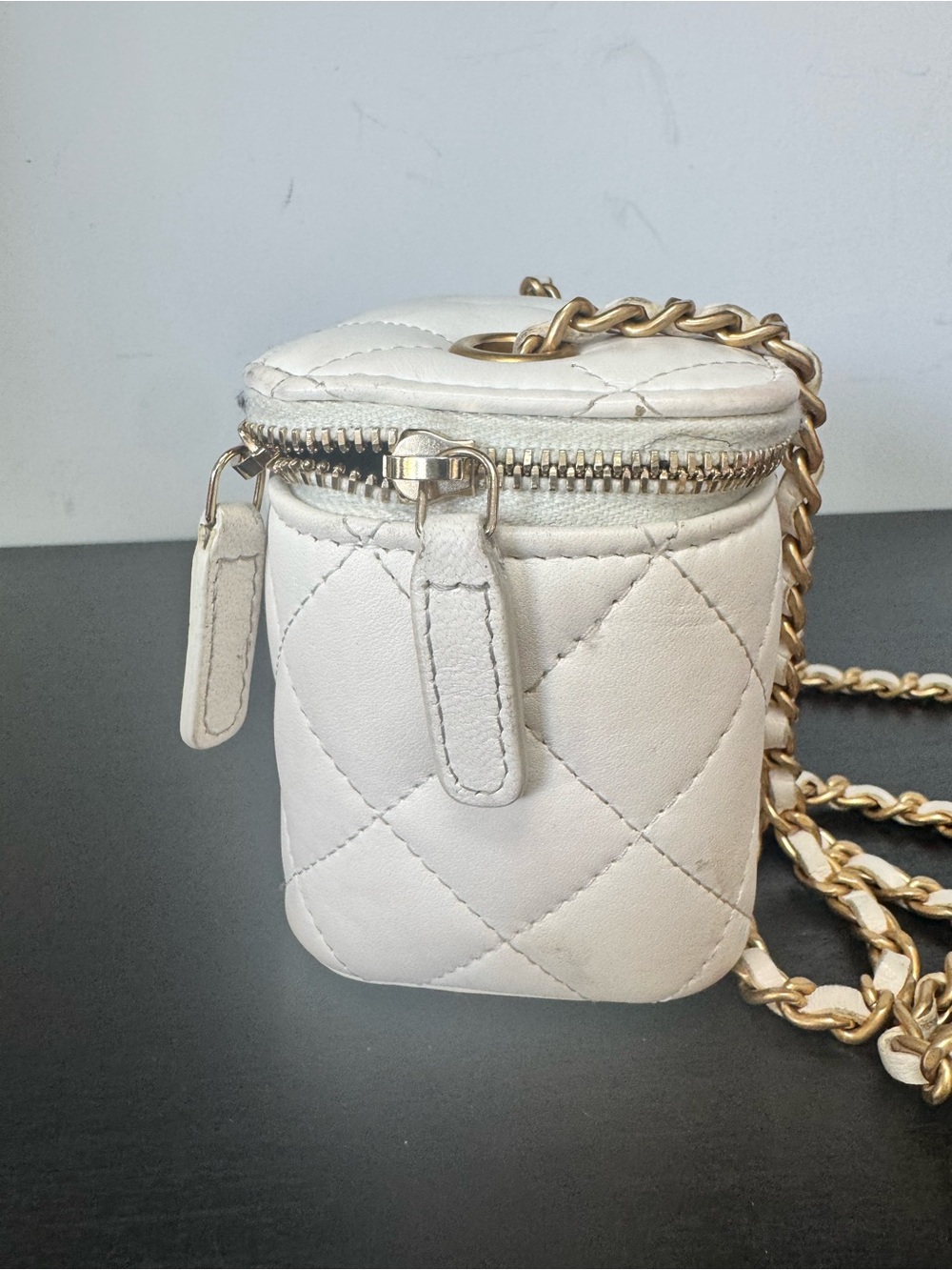 CHANEL Vanity leather crossbody bag - Picture 2 of 15